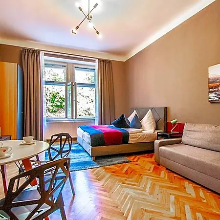 Aparthotel Garden 4*