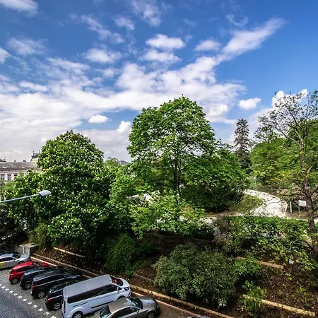 Garden Aparthotel Prague