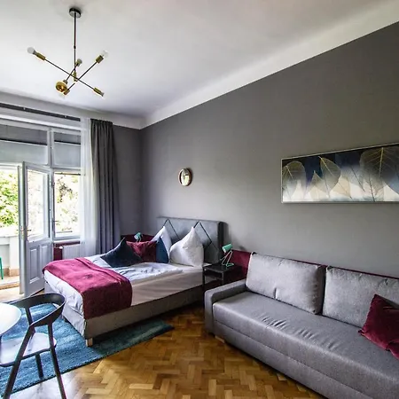 Garden Hotel apartamentowy 4*