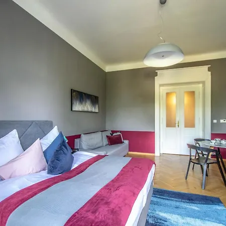 Garden Hotel apartamentowy Praga